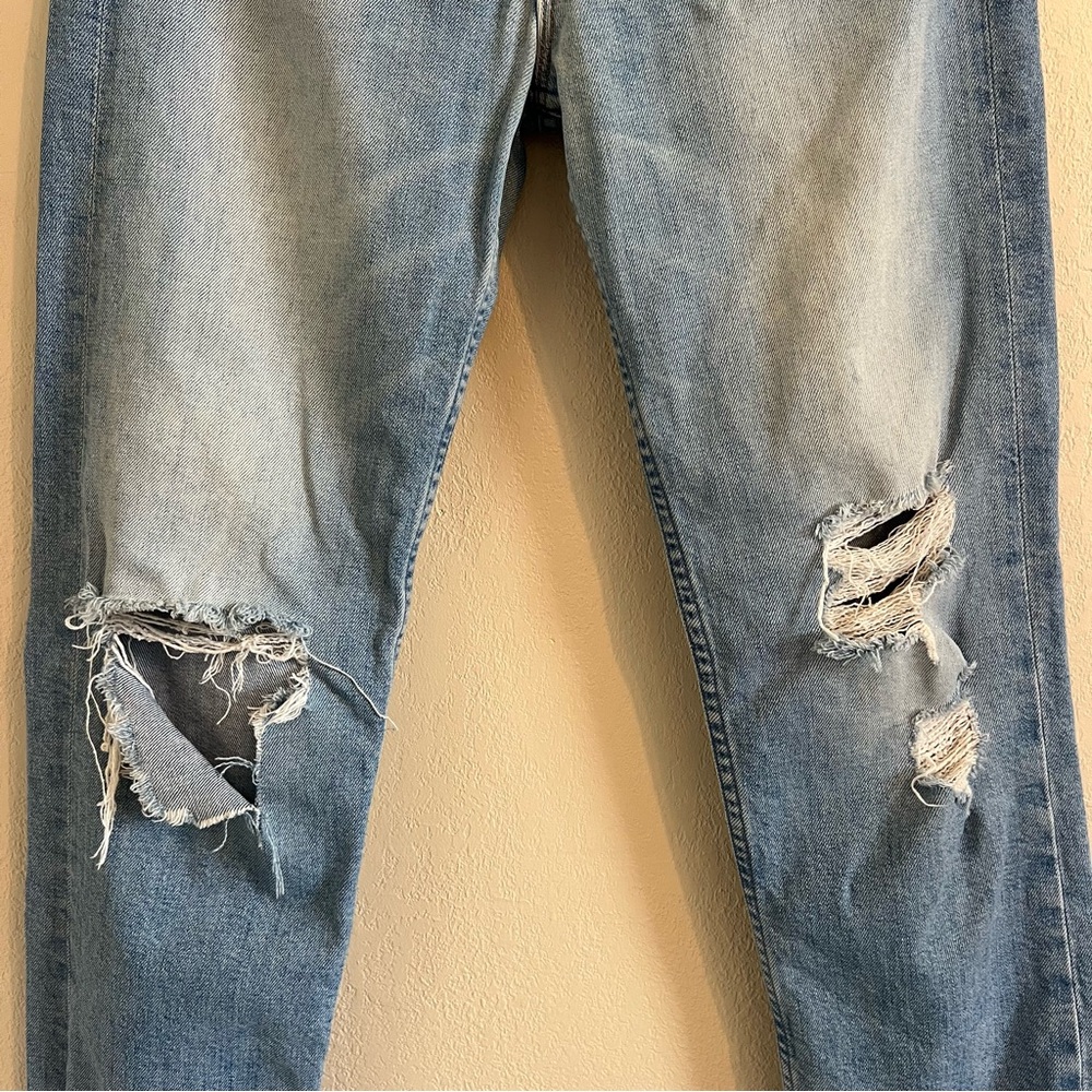 Mother Denim The Tomcat Distressed Cropped Straight Leg Jeans - Picture 9 of 16